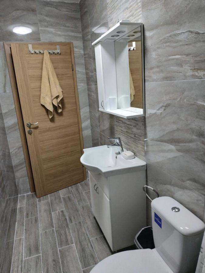 At George'S Apartments Ohrid Exterior photo